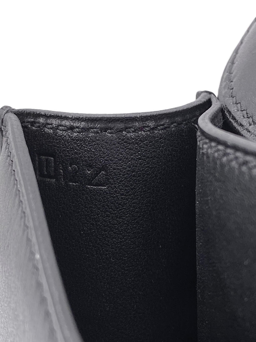 Constance leather handbag Hermès Black in Leather - 25262186