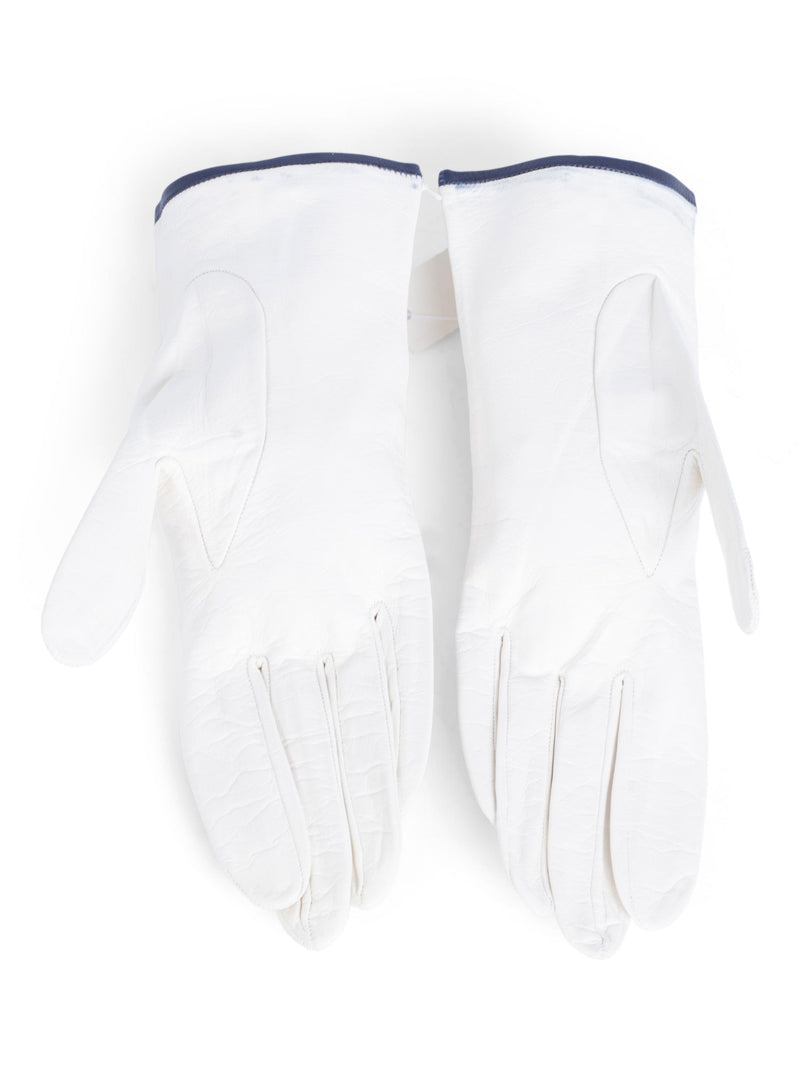 CHANEL CC Logo Leather Gloves White Navy