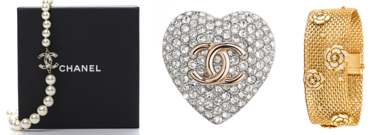 Chanel White CC Enamel Clip On Earrings Rent Chanel Jewelry For 45month   idusemiduedutr