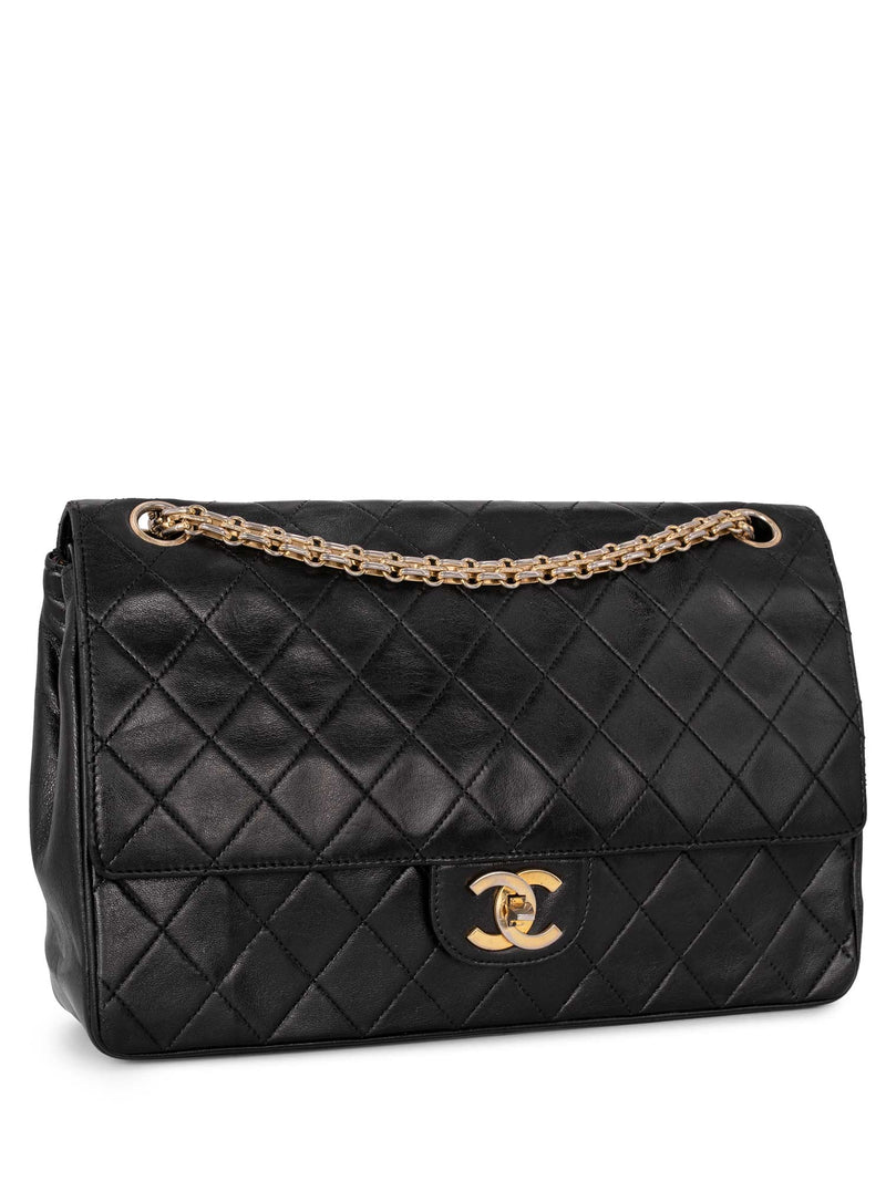 Chanel Vintage Black Quilted Lambskin Leather Medium Single Chain Flap Bag in New Condition