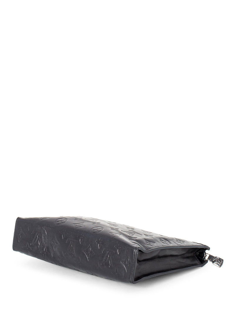 Leather clutch bag Louis Vuitton Black in Leather - 30522333