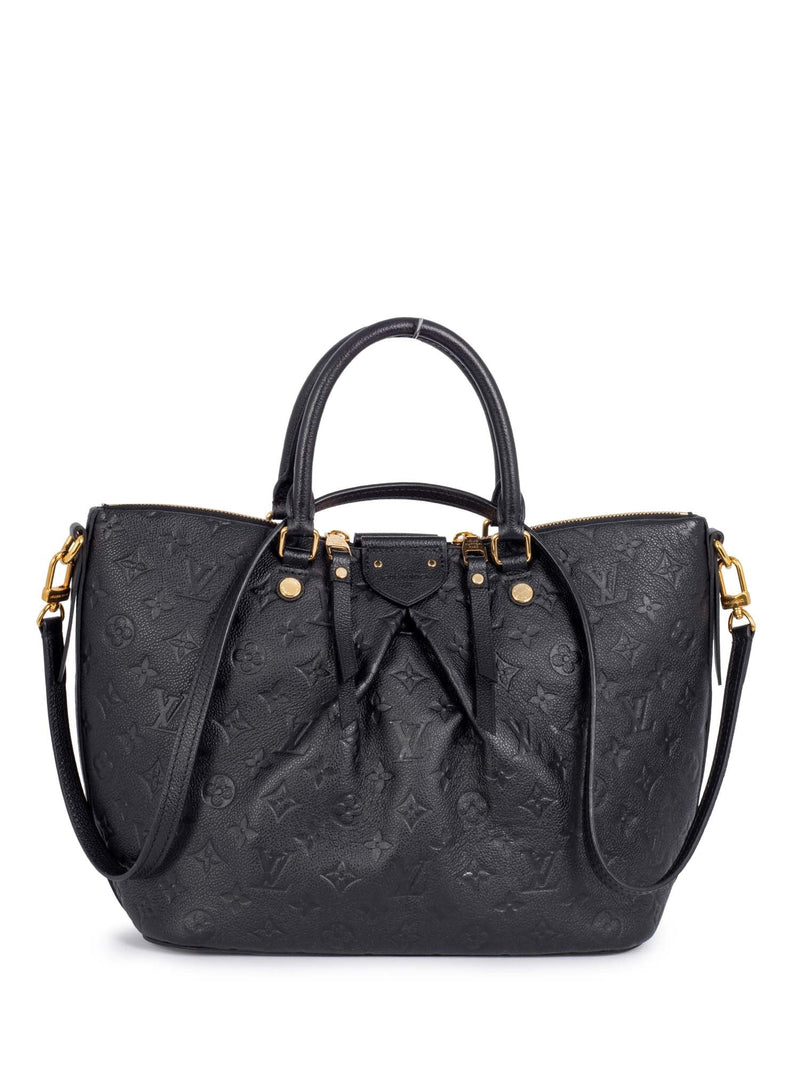 Louis Vuitton Monogram Taïgarama Messenger - Black Messenger Bags, Bags -  LOU766475