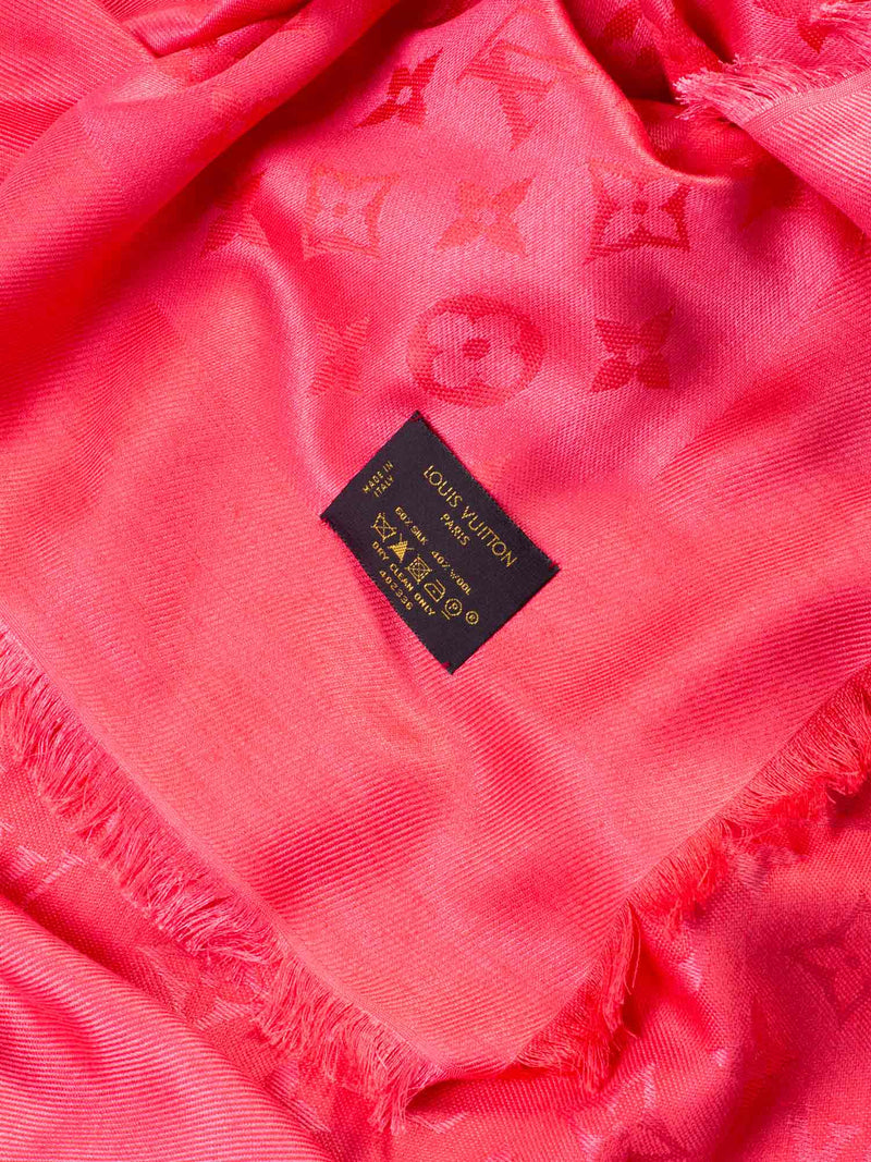 Châle monogram silk stole Louis Vuitton Pink in Silk - 35935325